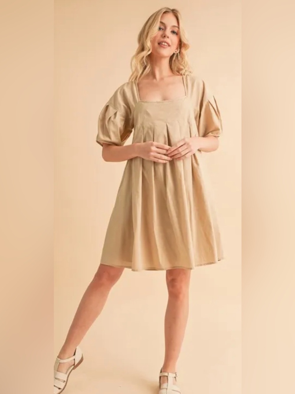 AEMI + Co Cream Square Neck Babydoll Dress, Sz L
